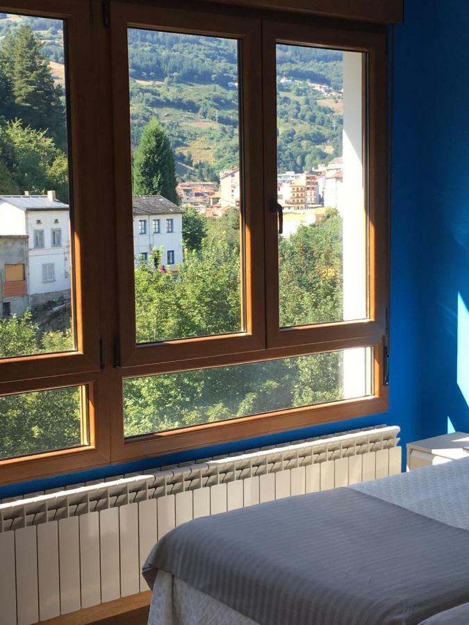 Narcea Turismo Real Apartment Кангас дел Нарсеа Екстериор снимка