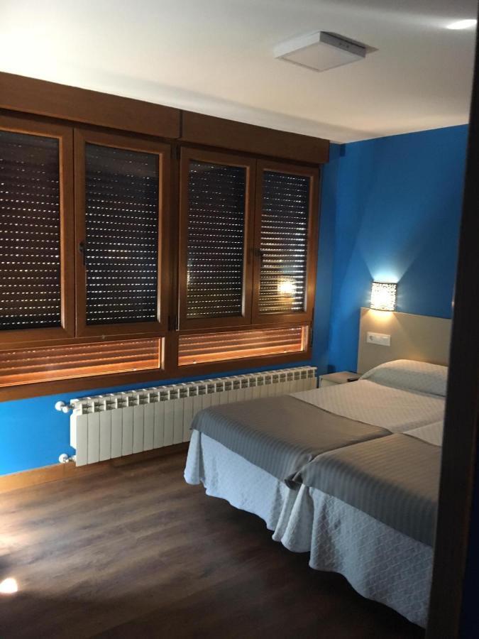 Narcea Turismo Real Apartment Кангас дел Нарсеа Екстериор снимка
